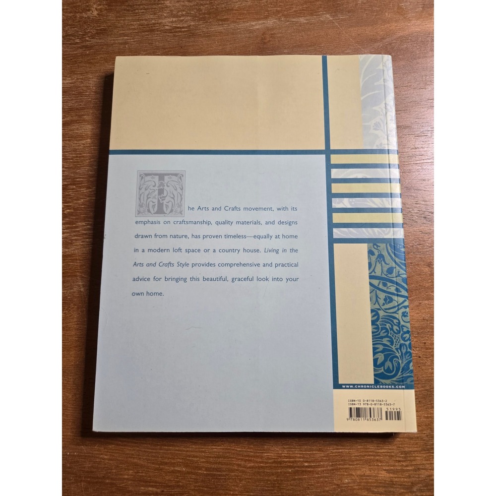 Chronicle Books Living in the Arts and Crafts Style Charlotte Kelley PB Book - Picture 8 of 9